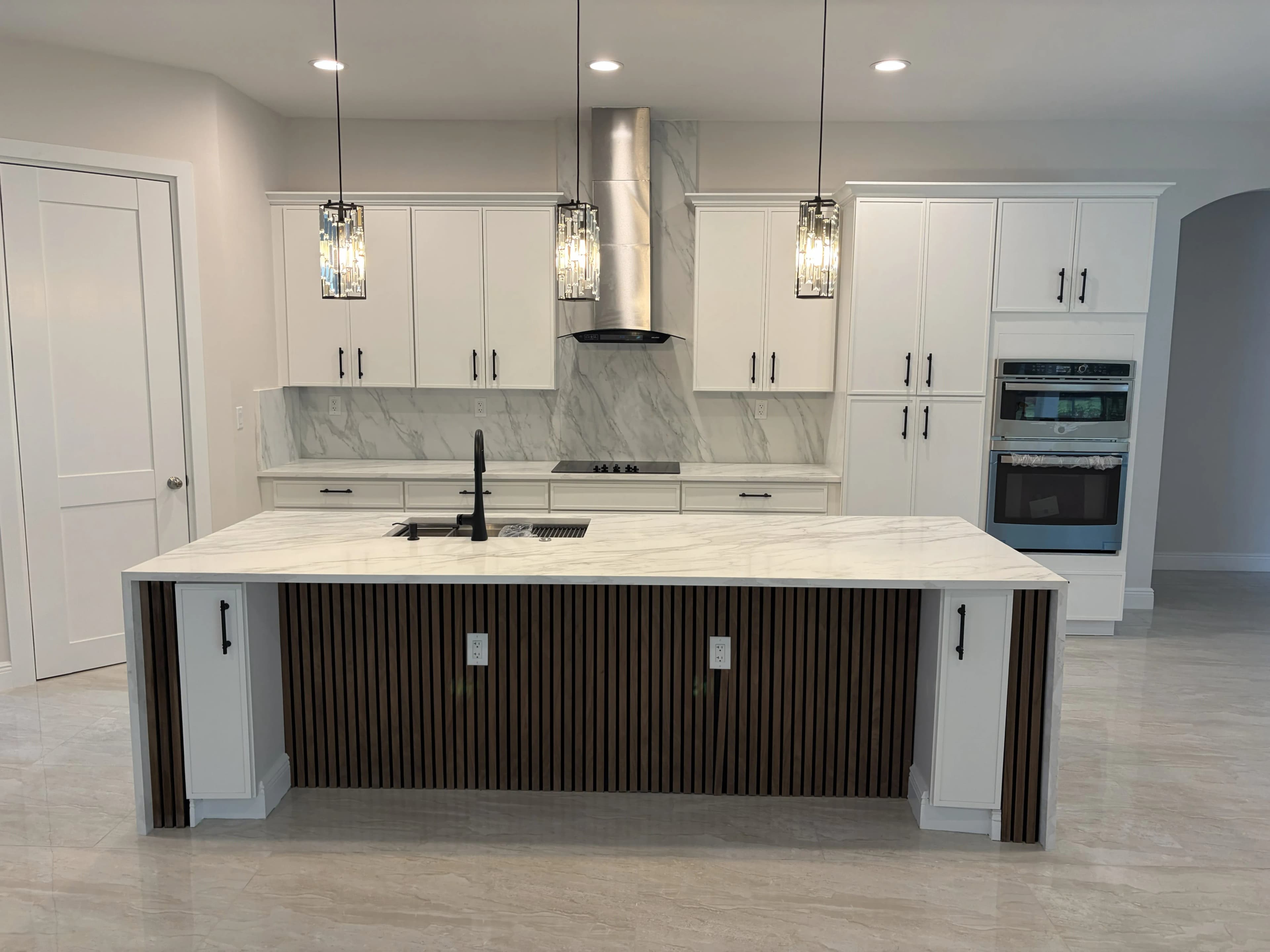 Clean cut quartz kitchen surface